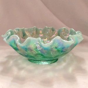 Fenton glass basket (Carnival glass)